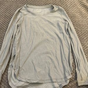 Old Navy Active Long Sleeve Shirt Size 8 small marks on shirt barely noticeable